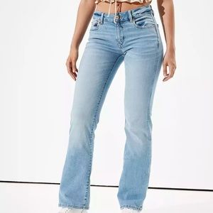 NEW WITH TAGS American eagle jeans